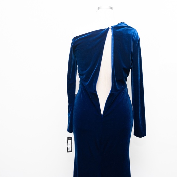 Betsy & Adam - One Shoulder Long Sleeve Velvet Gown - Picture 12 of 12